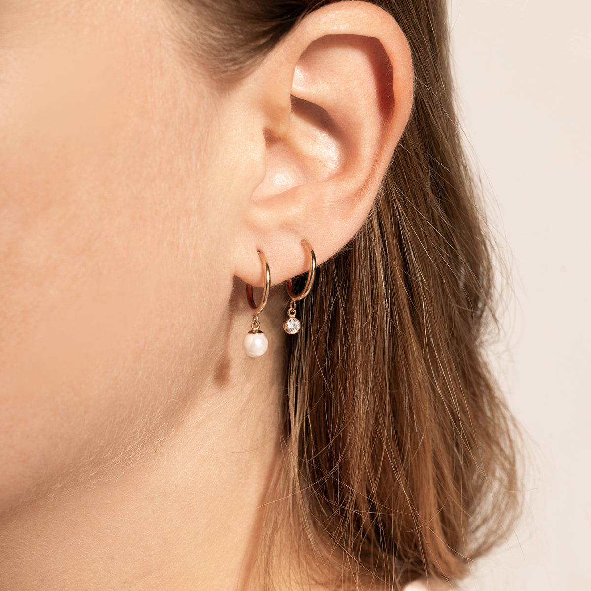 Minimal Pearl Hoop Earrings – J&CO Jewellery