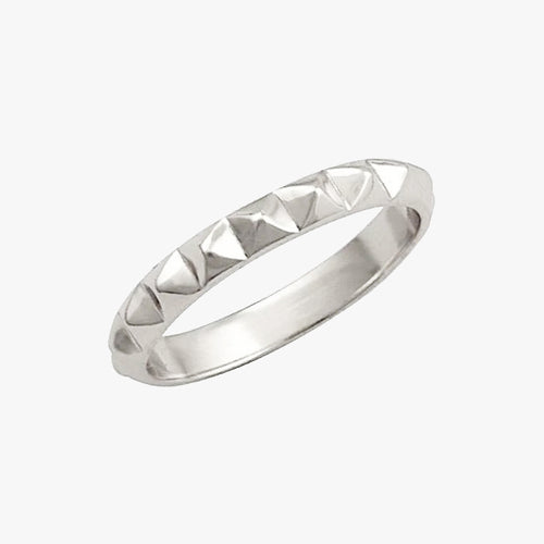 Nour Pyramid Ring Silver