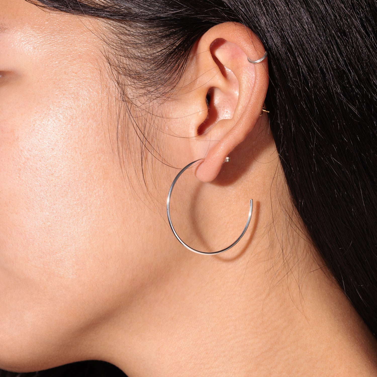 Editor Large Hoop Earrings 38mm