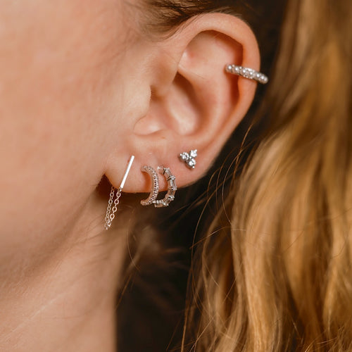 Mini Skinny Bar Stud Earrings – J&CO Jewellery