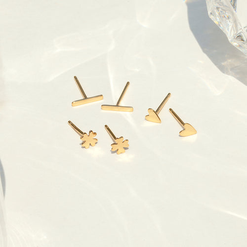 14K Solid Gold Flower Stud Earrings