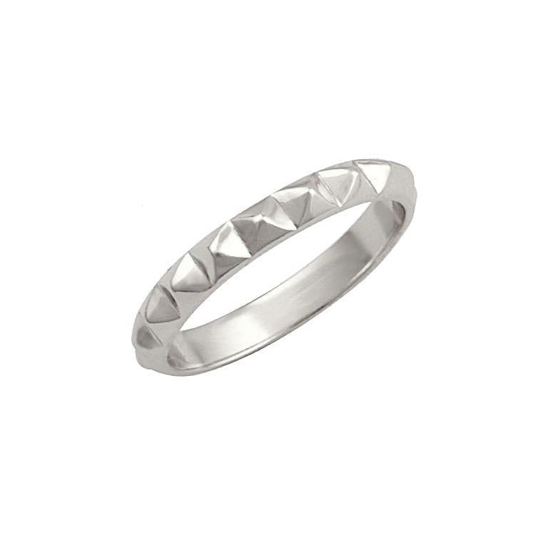 Nour Pyramid Ring Silver