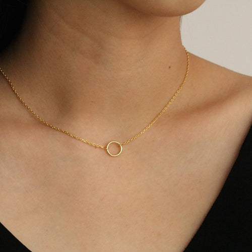 Minimal Circle Necklace