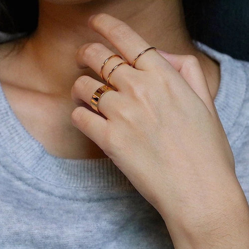Thick Stacking Ring Gold