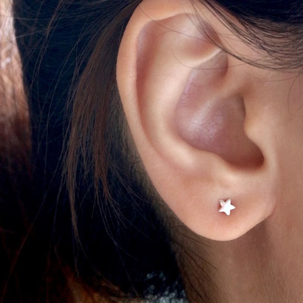 Star outlet Earring